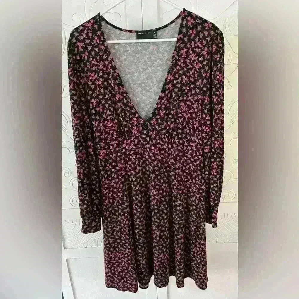 ASOS Black Dress w mini floral pattern Y2K 90s Sz 10 Tall Deep V Neck